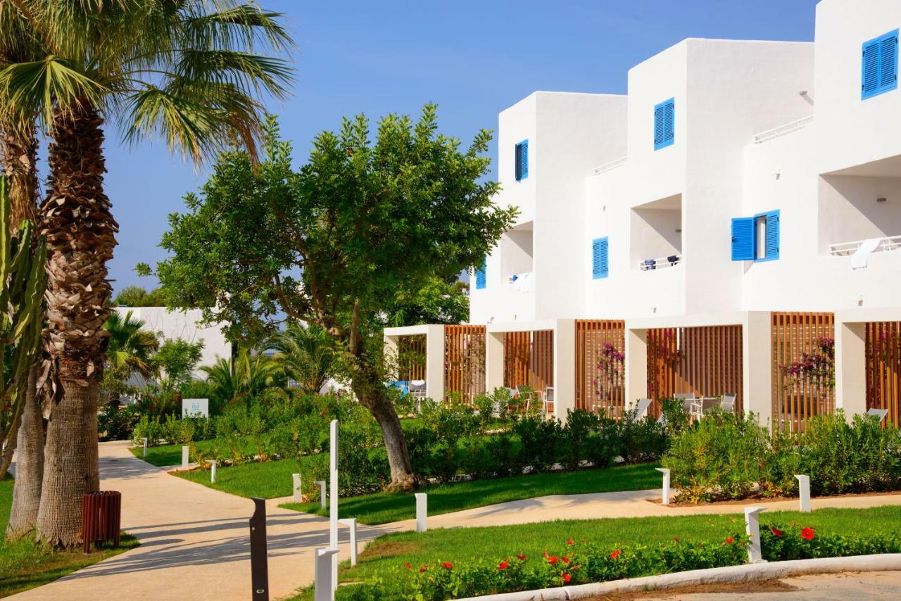 Cala Llenya Resort Ibiza Exterior photo